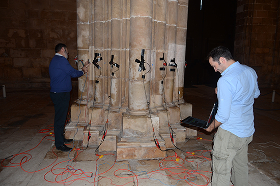 High resolution NDT in the characterization of the inner structure and materials of heritage buildings walls and columns - Advances in Engineering